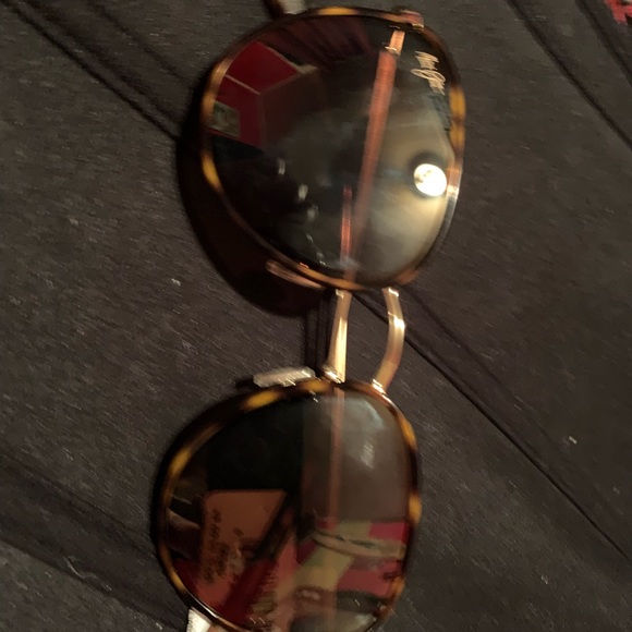 Maui Jim woman’s sunglasses - Picture 2 of 4